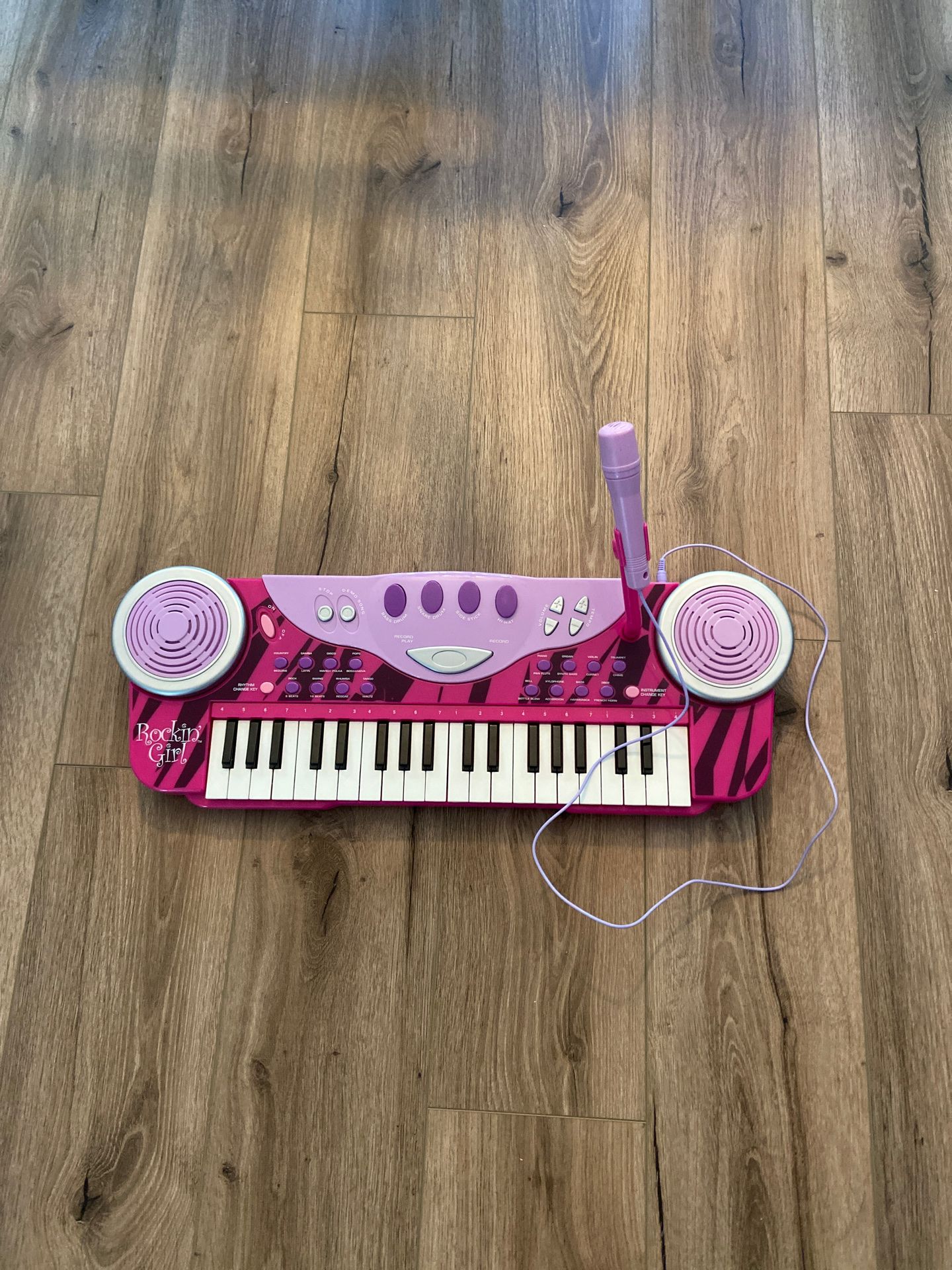 Rockin’ Girl Keyboard musical instrument