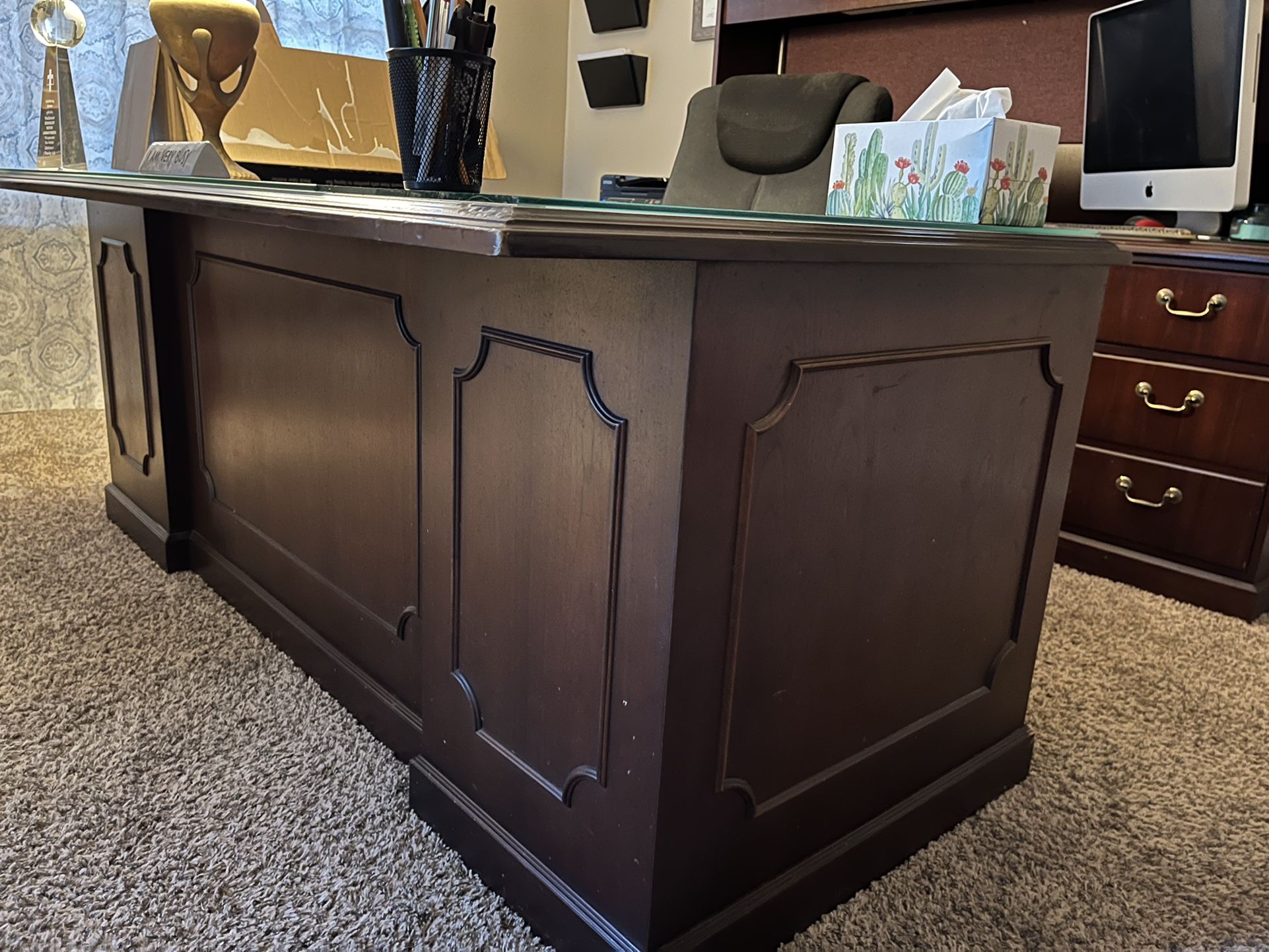 Executive Office Desk Business equipment