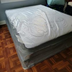 New FULL MATTRESS and BOX SPRING - 2PC