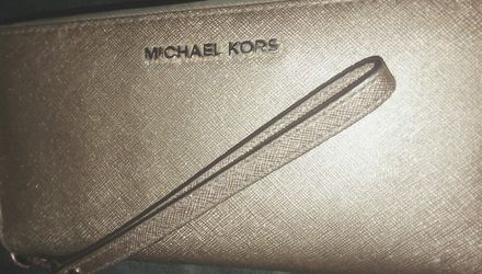 MICHAEL KORS WOMENS LARGE WALLET