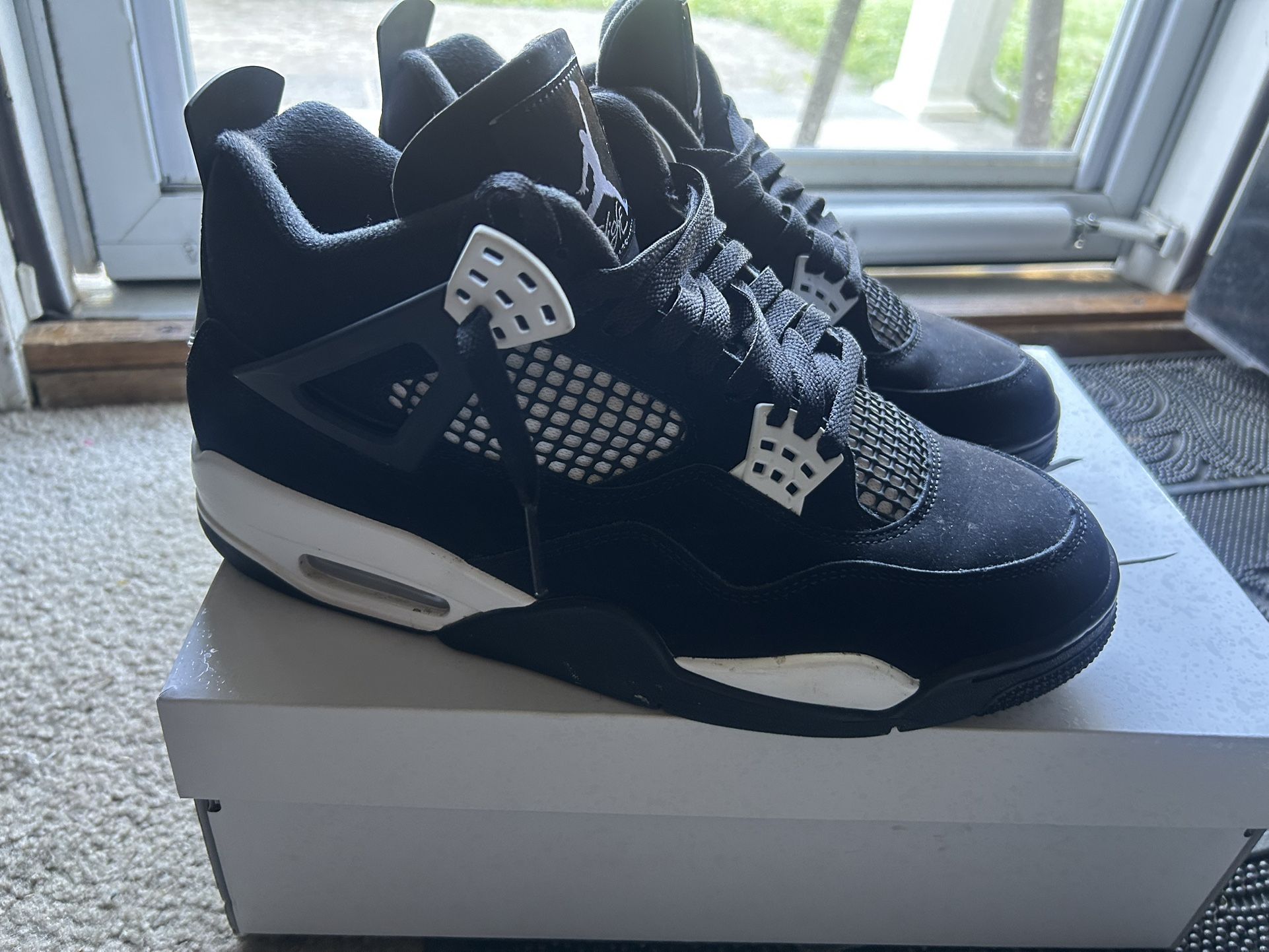 Jordan 4