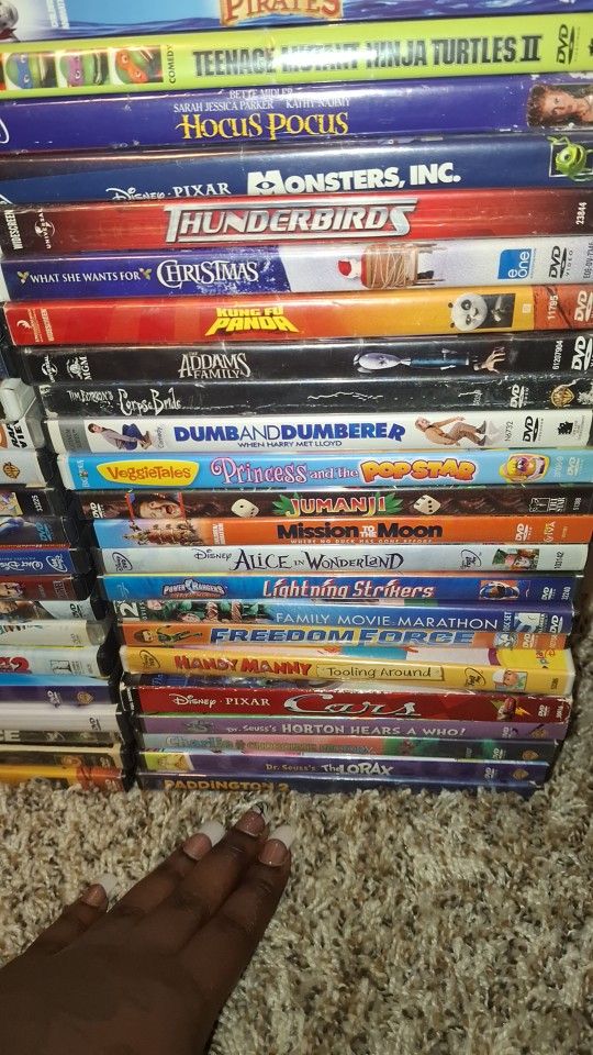 Dvds $1-$5
