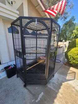Corner Bird cage