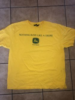 John Deere T-shirt Yellow  Size XL cotton tee “NOTHING RUNS LIKE A DEERE”