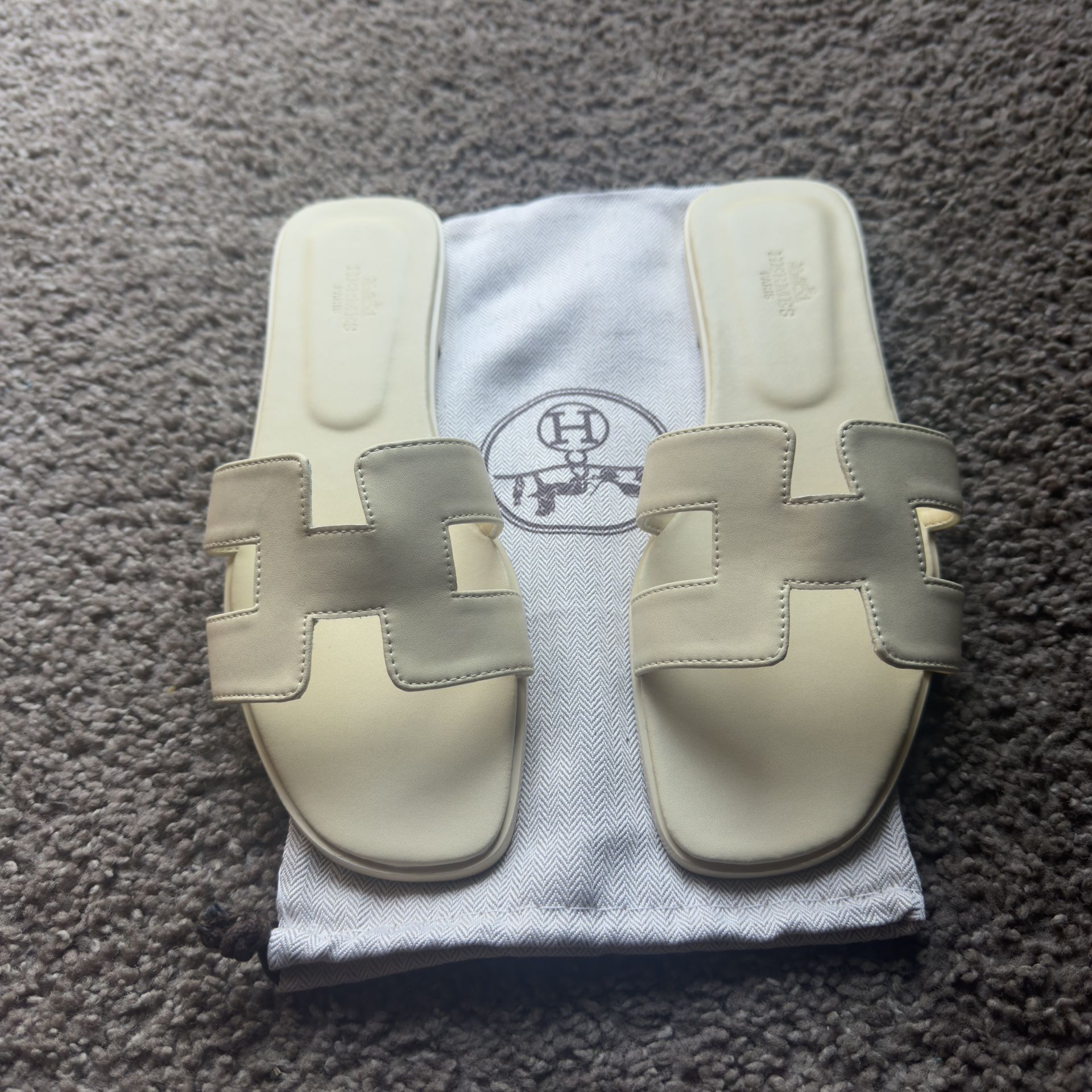 Hermes Oran Sandals - Beige - Size 38 EU / 8 US