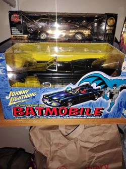 Vintage Diecast Collectable Batmobile level 2 New in Original Box