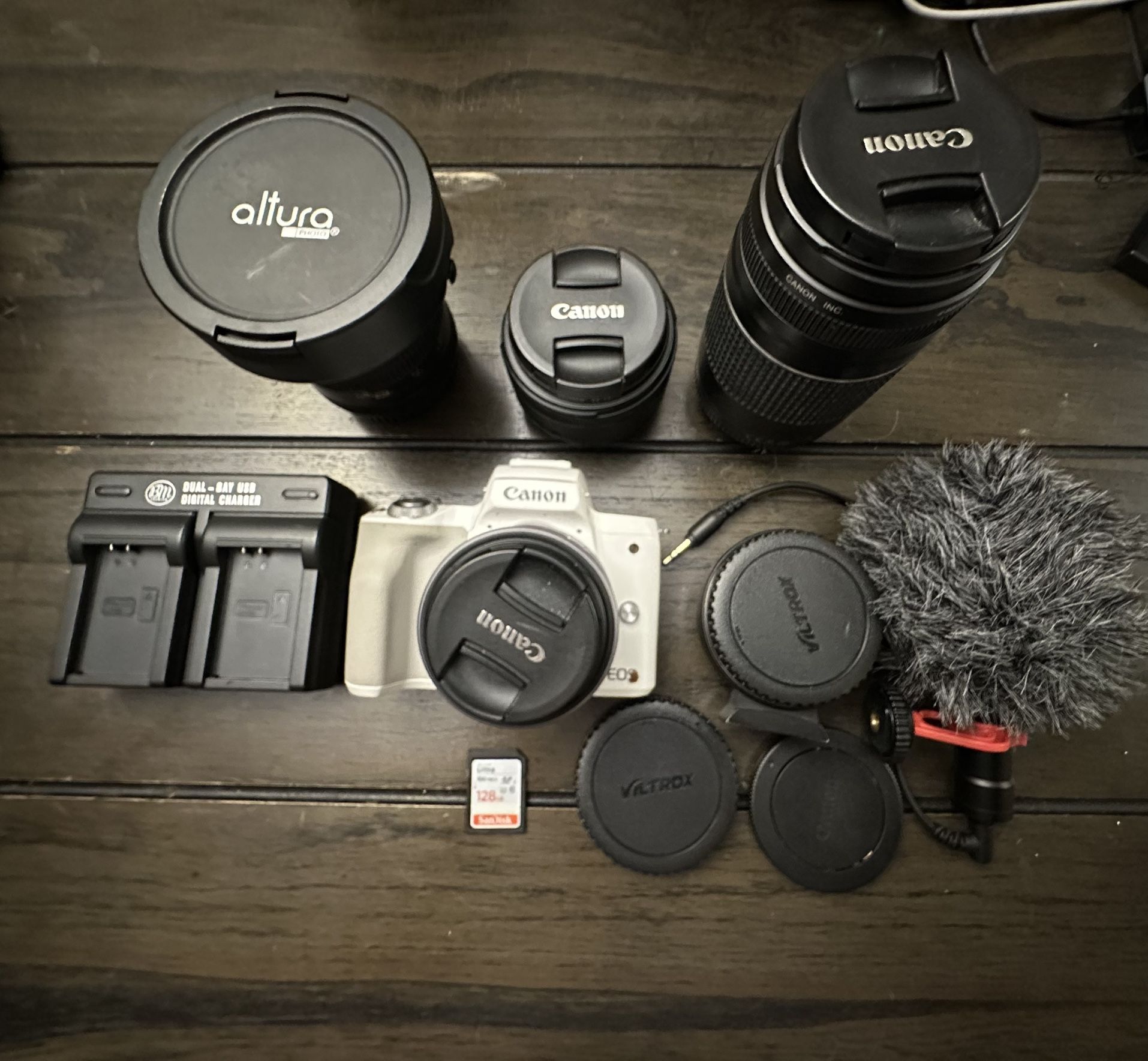 Canon M50 Bundle