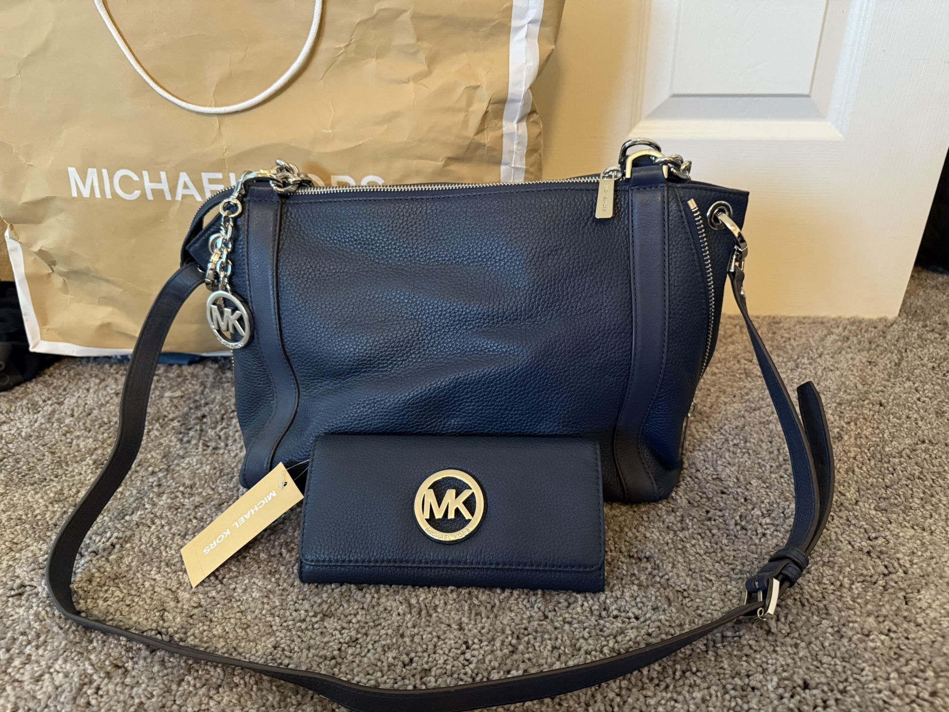 Michael Kors Large Purse And Wallet