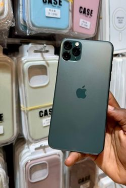 iPhone 11 pro max Unlocked / Liberado 😃