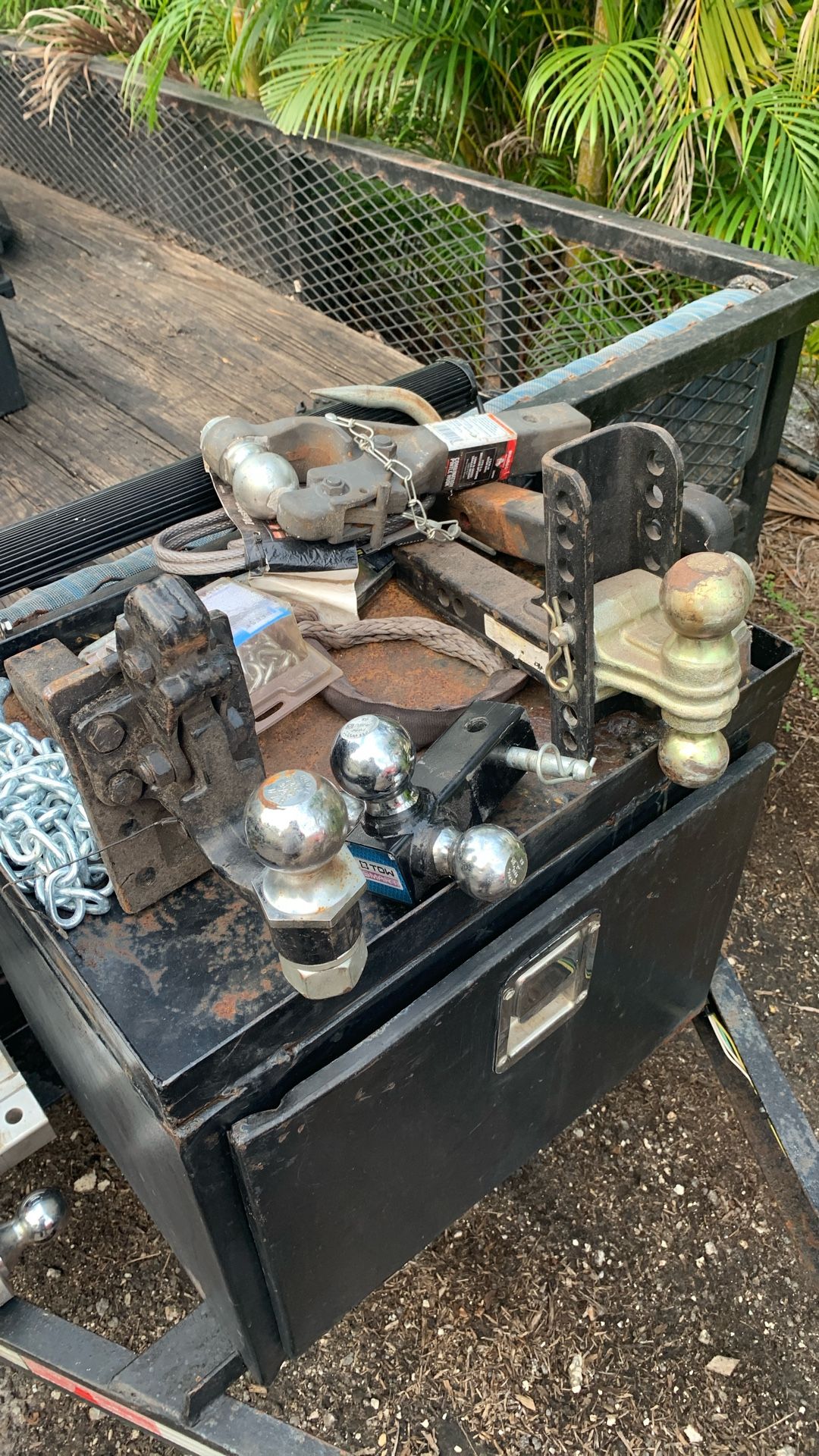 Receiver hitches