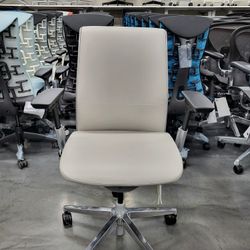 Rarely Used Steelcase Think v1/v2 Chair