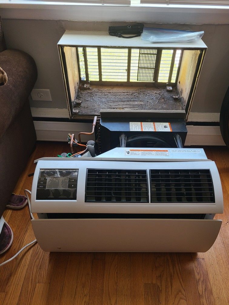 Through The Wall Ac Units (2) Air Conditioning A/c Unit