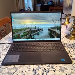 Dell Inspiron 15 3520 15.6" HD 1080P Laptop