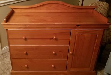 Baby Changing Table/Dresser