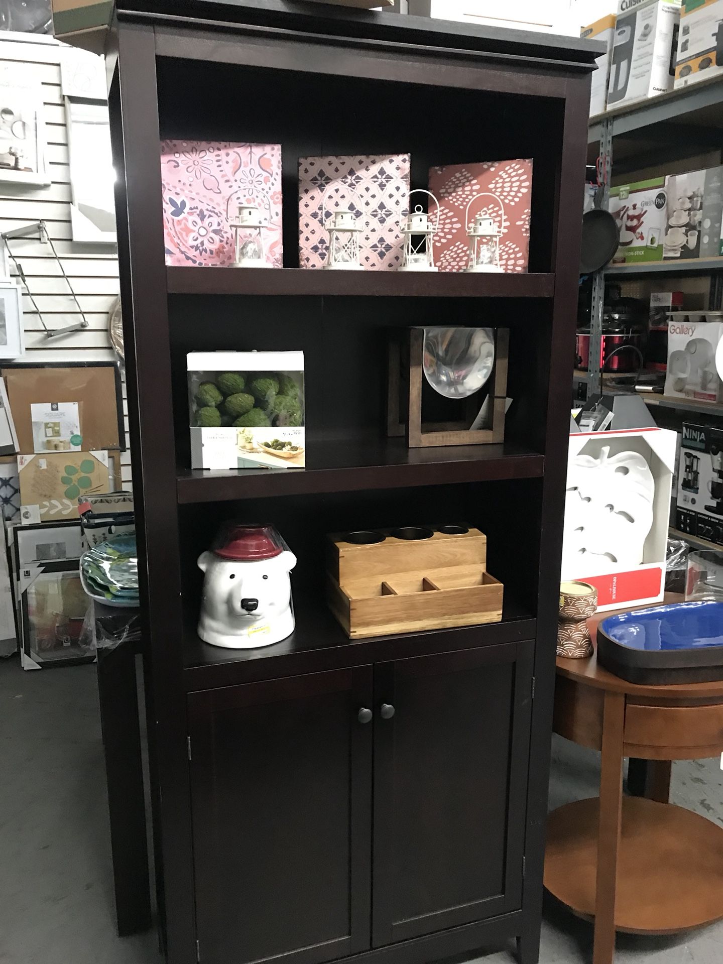 Threshold carson 5 shelf bookcase best sale with doors
