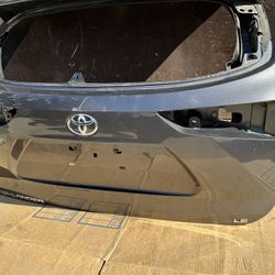 2020-2023 Toyota Highlander Trunk / Tailgate OEM