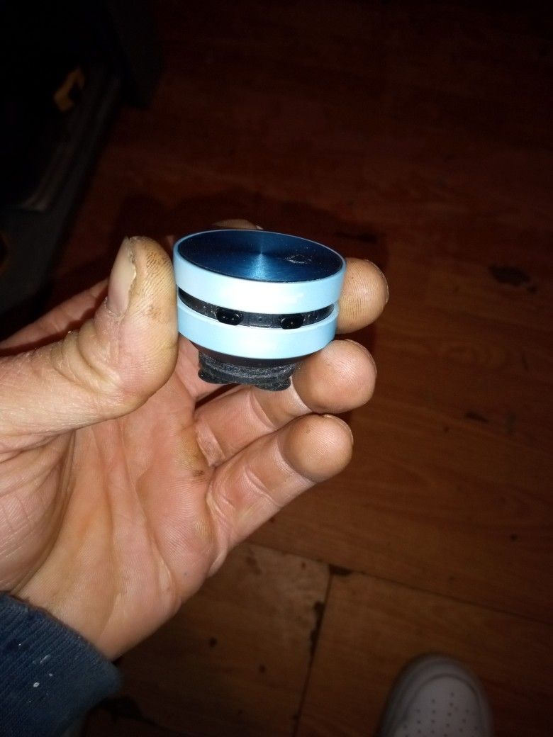 Pocket Tunes Instant Bluetooth Speaker