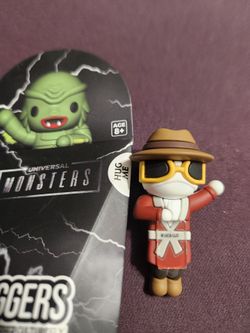 Universal Monster Hugger