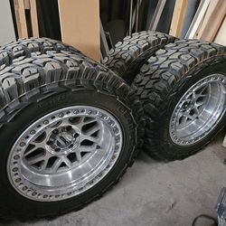 Offroad Tires and Wheels