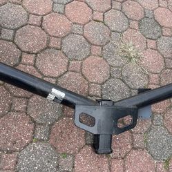 TOW HITCH
