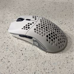 Glorious O Wireless rgb mouse 