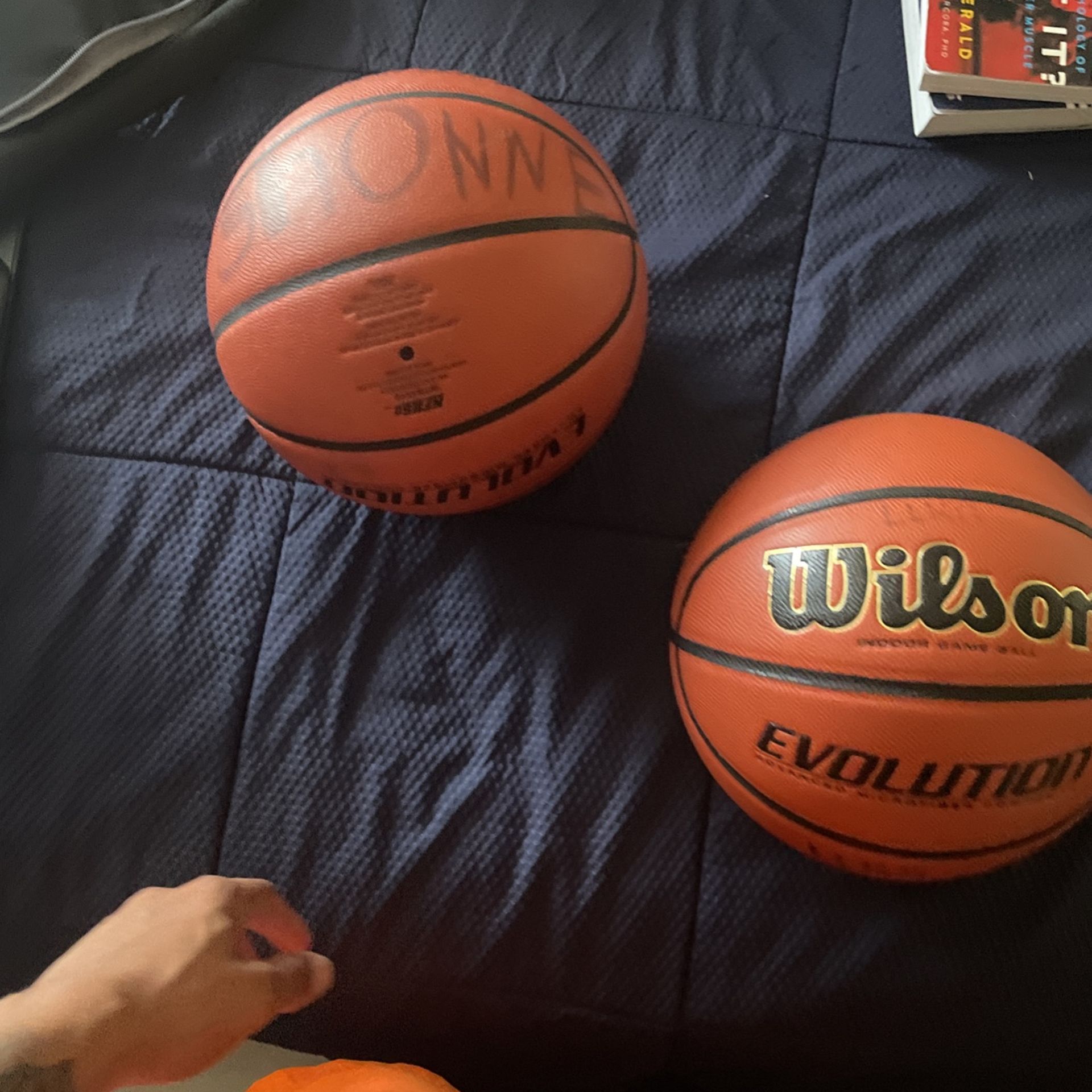 Basketballs 40 For Both for Sale in North Las Vegas, NV OfferUp