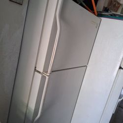 Kitchen aid Refrigerator 