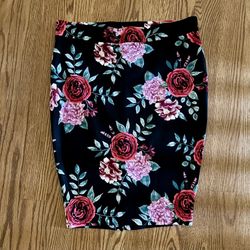 NWT Torrid Floral Pencil Skirt Size 0x