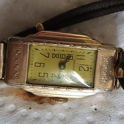 Waltham 15 Jewel 10k Gold Filled Vintage Woman's Watch