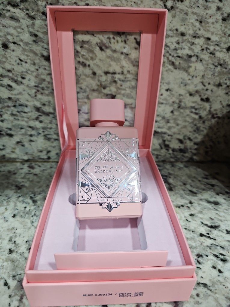 LATTAFA BADEE OUD GLORY NOBLE BLUSH 