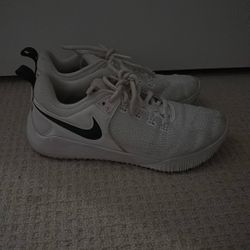 Nike Volleyball shoes, Size 7