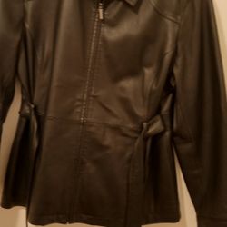 WOMEN'S LEATHER JACKET......... CHECK OUT MY PAGE FOR MORE ITEMS