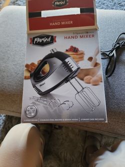 Hand Mixer 5 Speed With Attachments Black