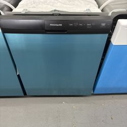 Frigidaire 24 In. in. Front Control Built-In Tall Tub Dishwasher in Stainless Steel with 3-Cycles, 55 dBA