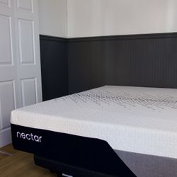Sleep Cool!! King Nectar Luxe Memory Foam Mattress MSRP $1499