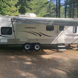 2013 Gulf stream Conquest