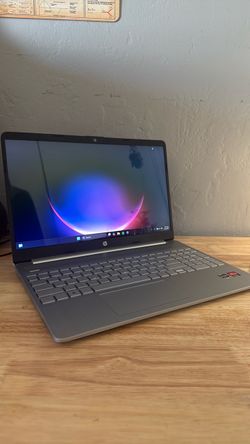 HP 15.6” Laptop – 15-ef2099nr