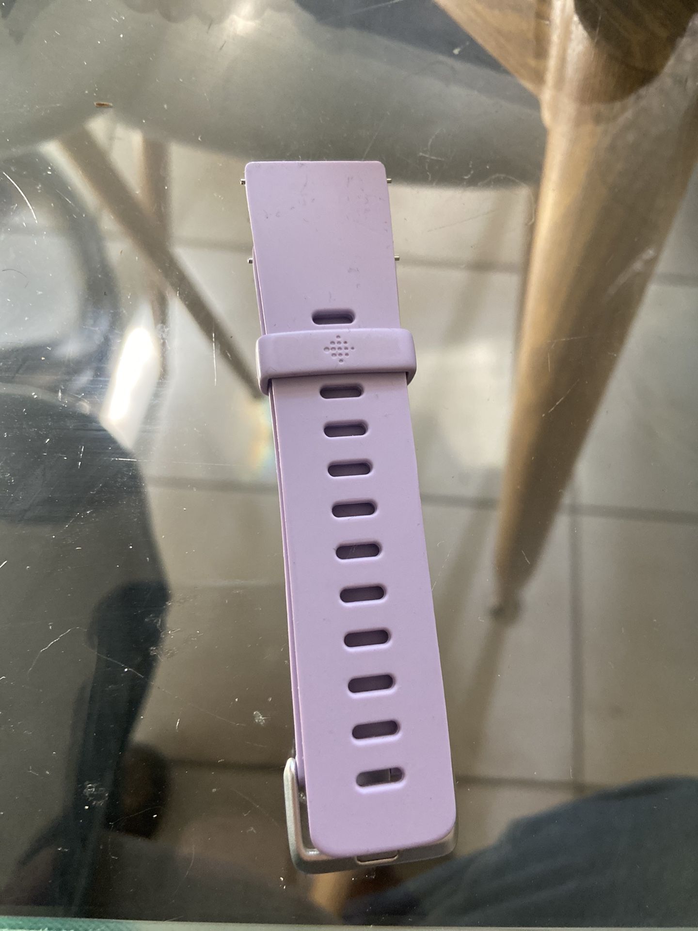 Fitbit versa lite watch band (size small )