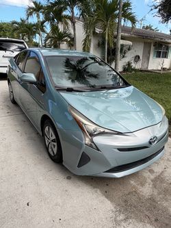 2016 Toyota Prius