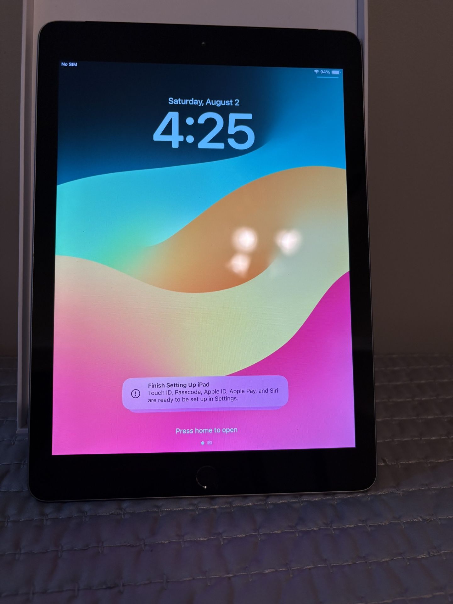 iPad 6TH GENERATION 32 GB