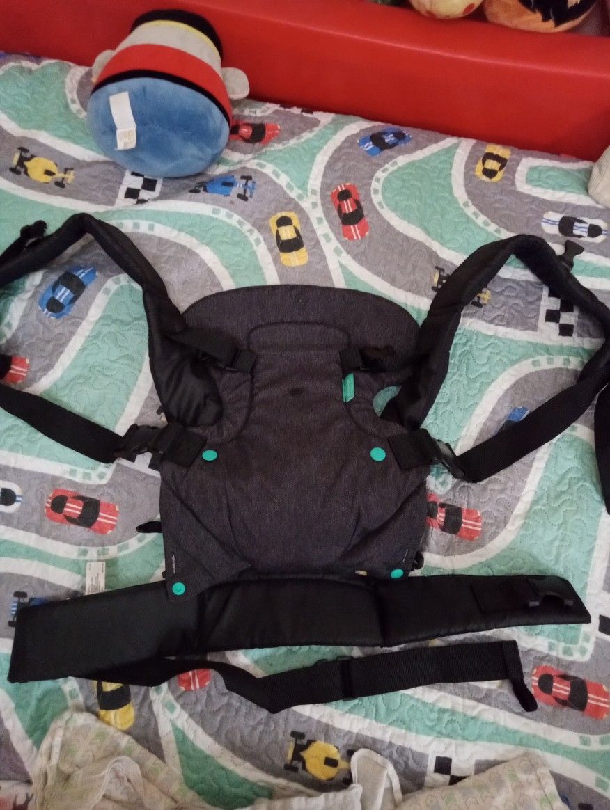 Infantino Baby Carrier 