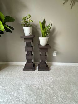 Set of 2 Pillar Plant Stands