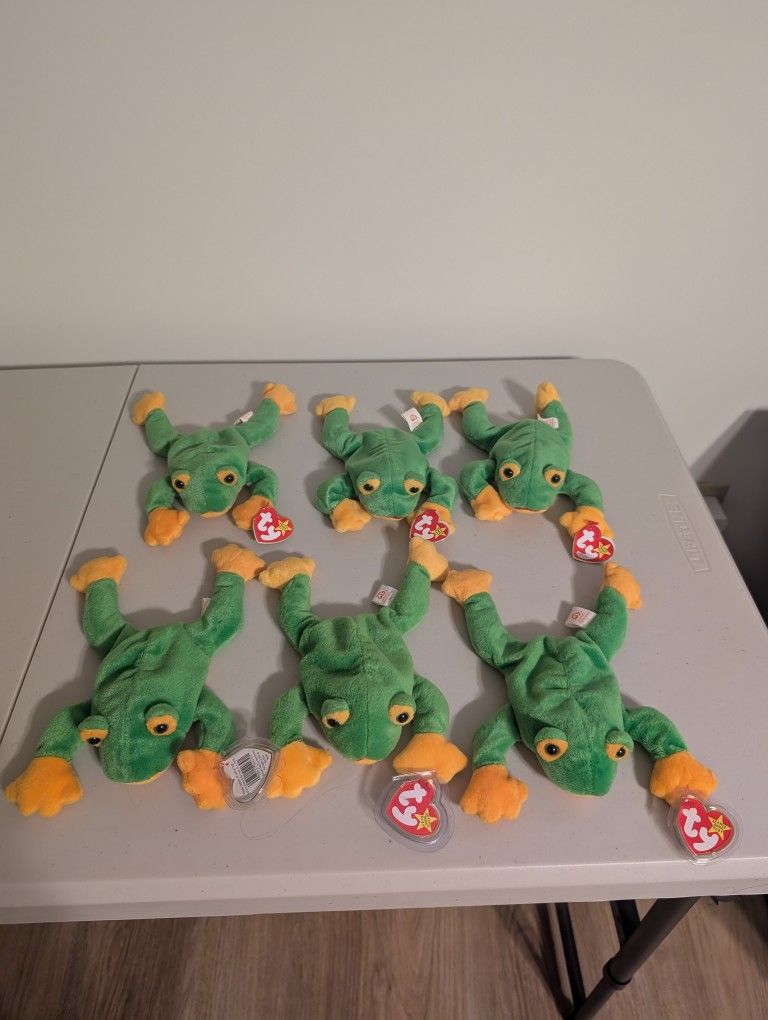 Ty Beanie Babies - Smoochy 