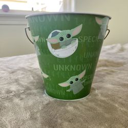 Baby Yoda Tin Bucket