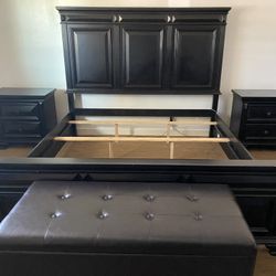 King Bed Set King Bed Frame, Dresser, 2 Night Stands And Bench