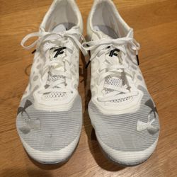 running cleats / track shoes