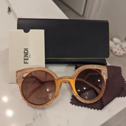 Fendi Sunglasses 