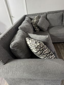 Gray Sectional Sofas