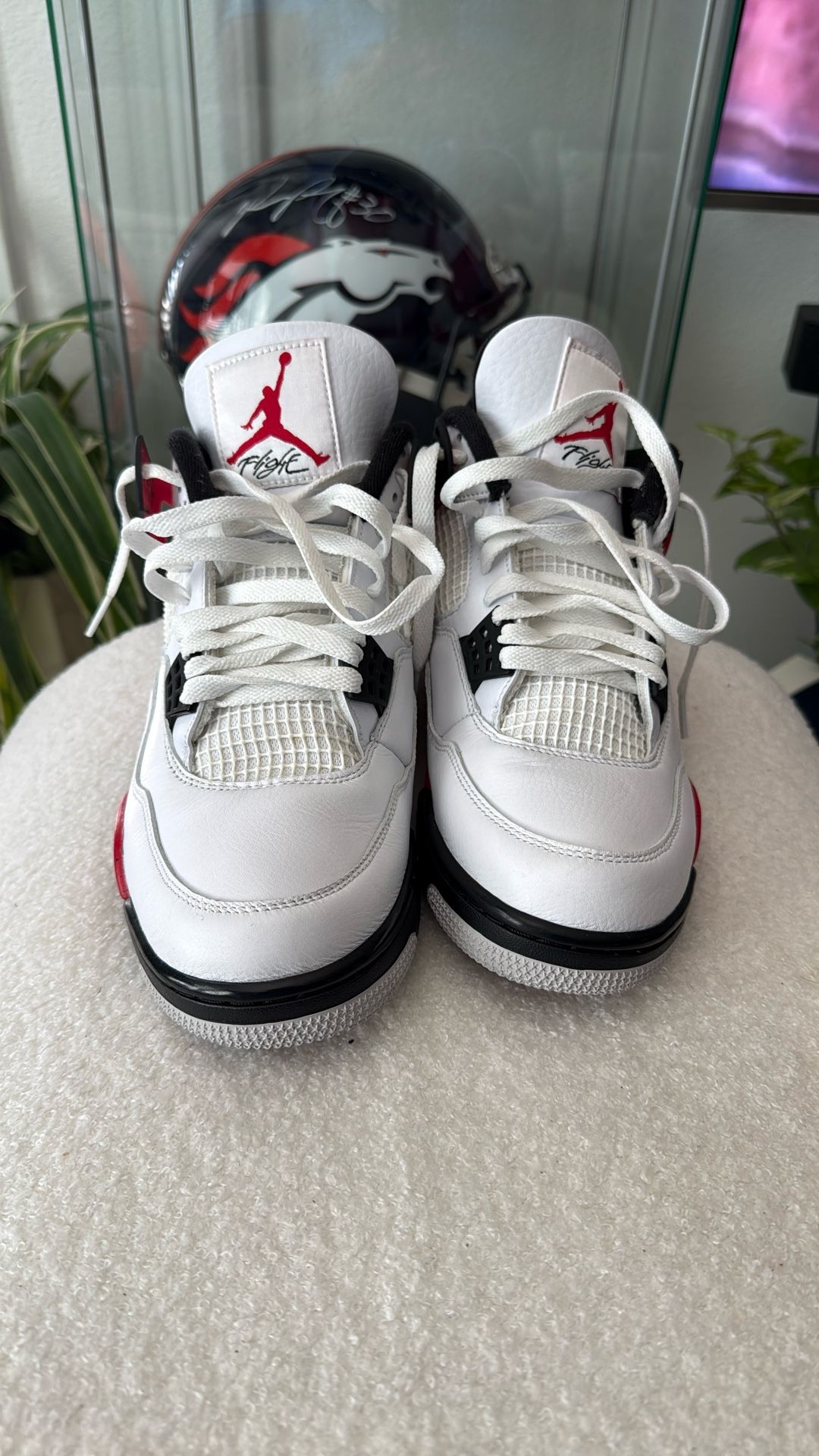 Men’s Jordan 4 Retro
