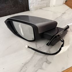 2016-2021 Honda Civic Driver Side Mirror In Very Good Condition. 